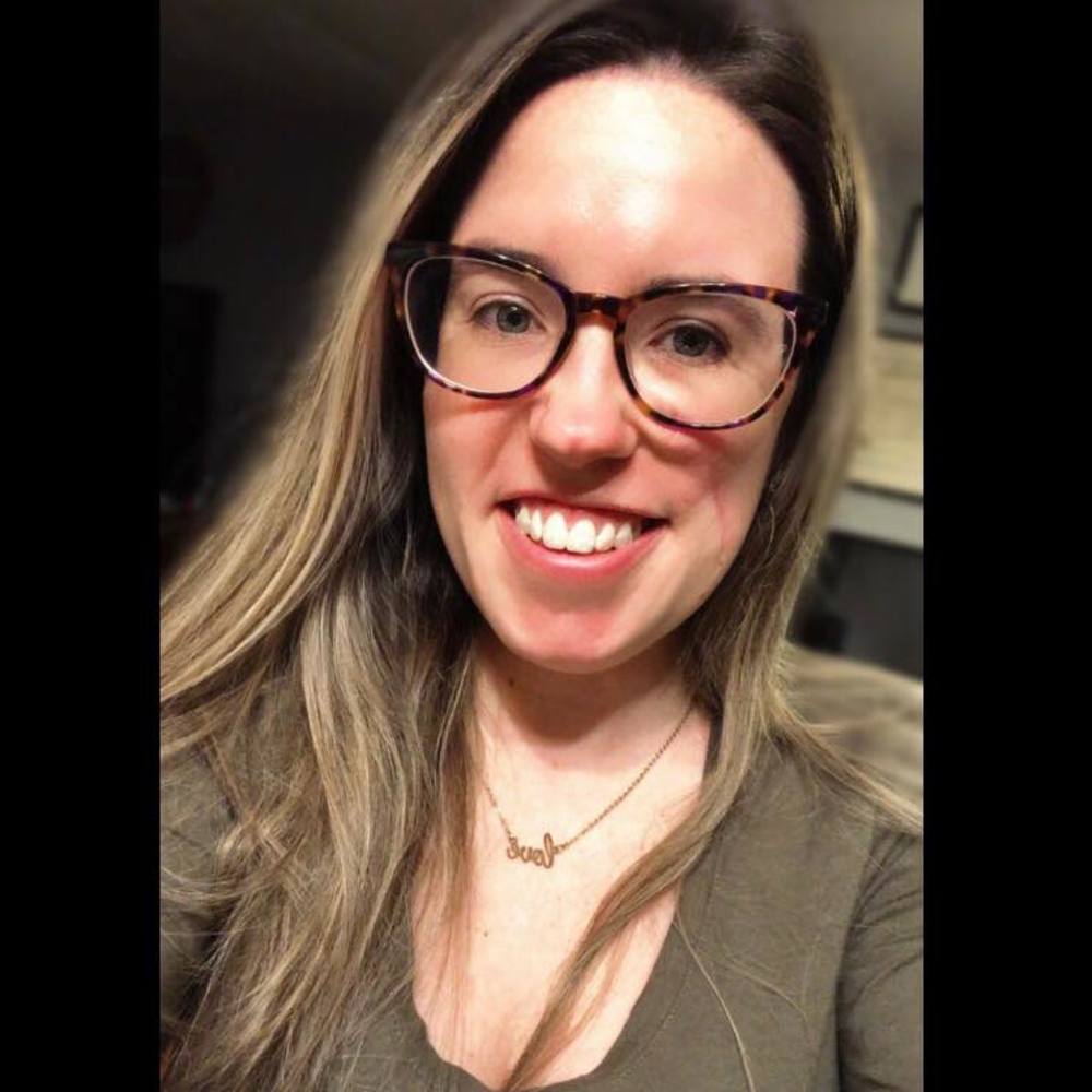 Meet your Posher, Carly